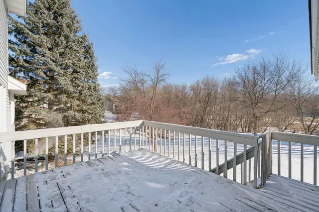 $550,000 | 15335 67th Avenue North, Maple Grove, MN 55311