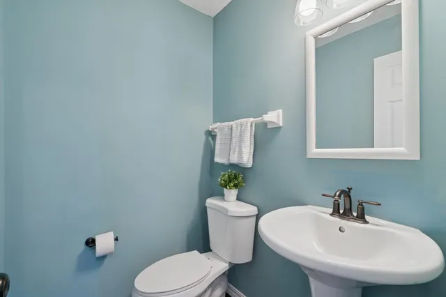 $550,000 | 15335 67th Avenue North, Maple Grove, MN 55311