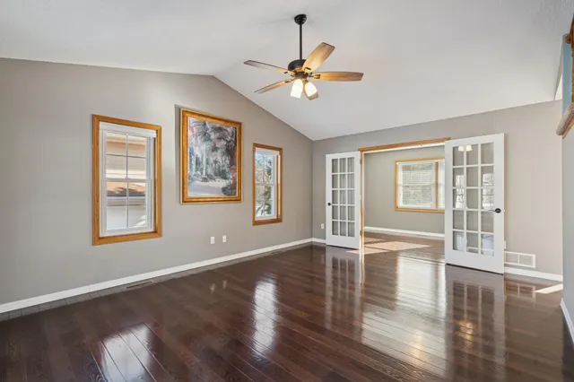 $550,000 | 15335 67th Avenue North, Maple Grove, MN 55311