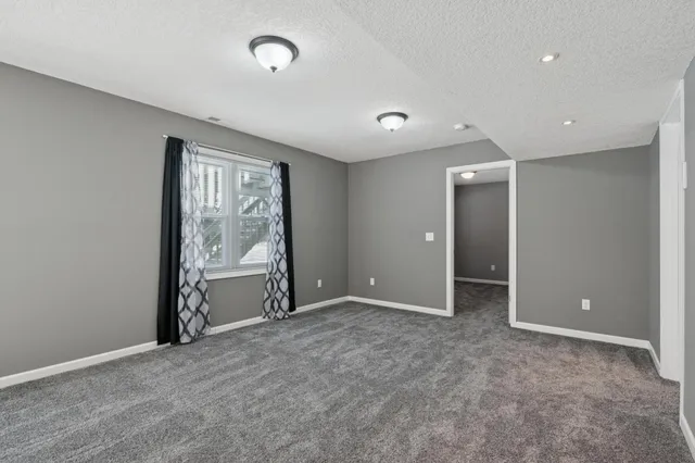 $550,000 | 15335 67th Avenue North, Maple Grove, MN 55311