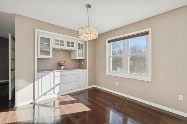 $550,000 | 15335 67th Avenue North, Maple Grove, MN 55311