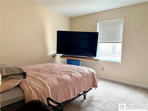 $159,900 | 1 Middlesex Drive, Pomfret, NY 14063