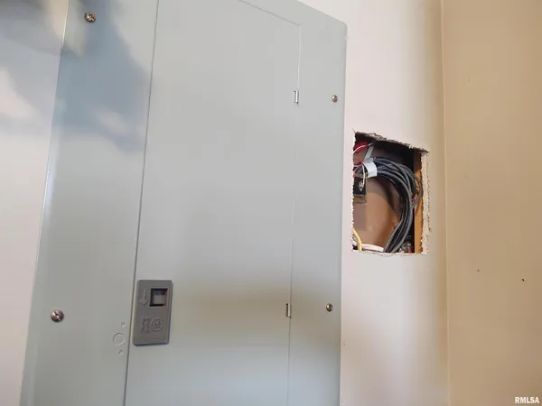 a view of walk in closet