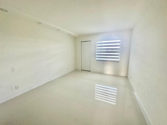 4002 Newcastle A Boca Raton, FL 33434 - Photo 4 of 45 IMG_3779