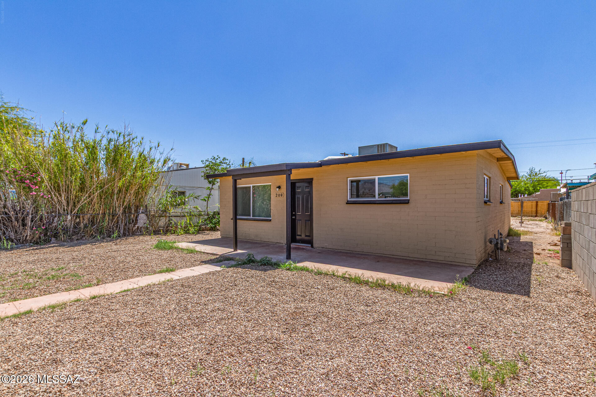 208 East 28th Street Tucson, AZ 85713 - Photo 4 of 27 05-28th