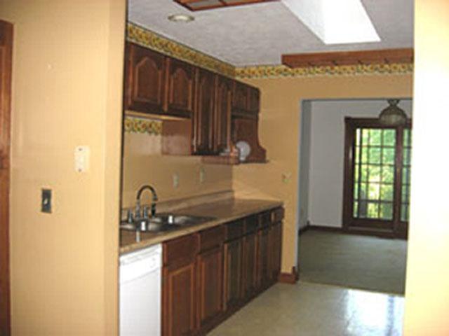 4550 Paradise Road Sugar Grove, OH 43155 - Photo 3 of 10 Gallery Image 3