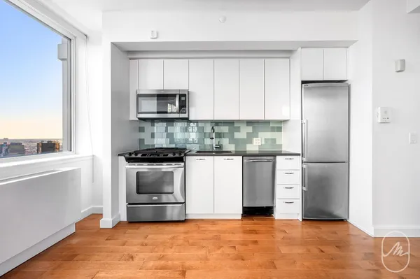 $3,475 | 80 Dekalb Avenue, Unit 28M | Fort Greene