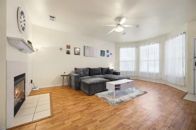 $259,000 | 3931 Pickett Pl Drive, Garland, TX 75044