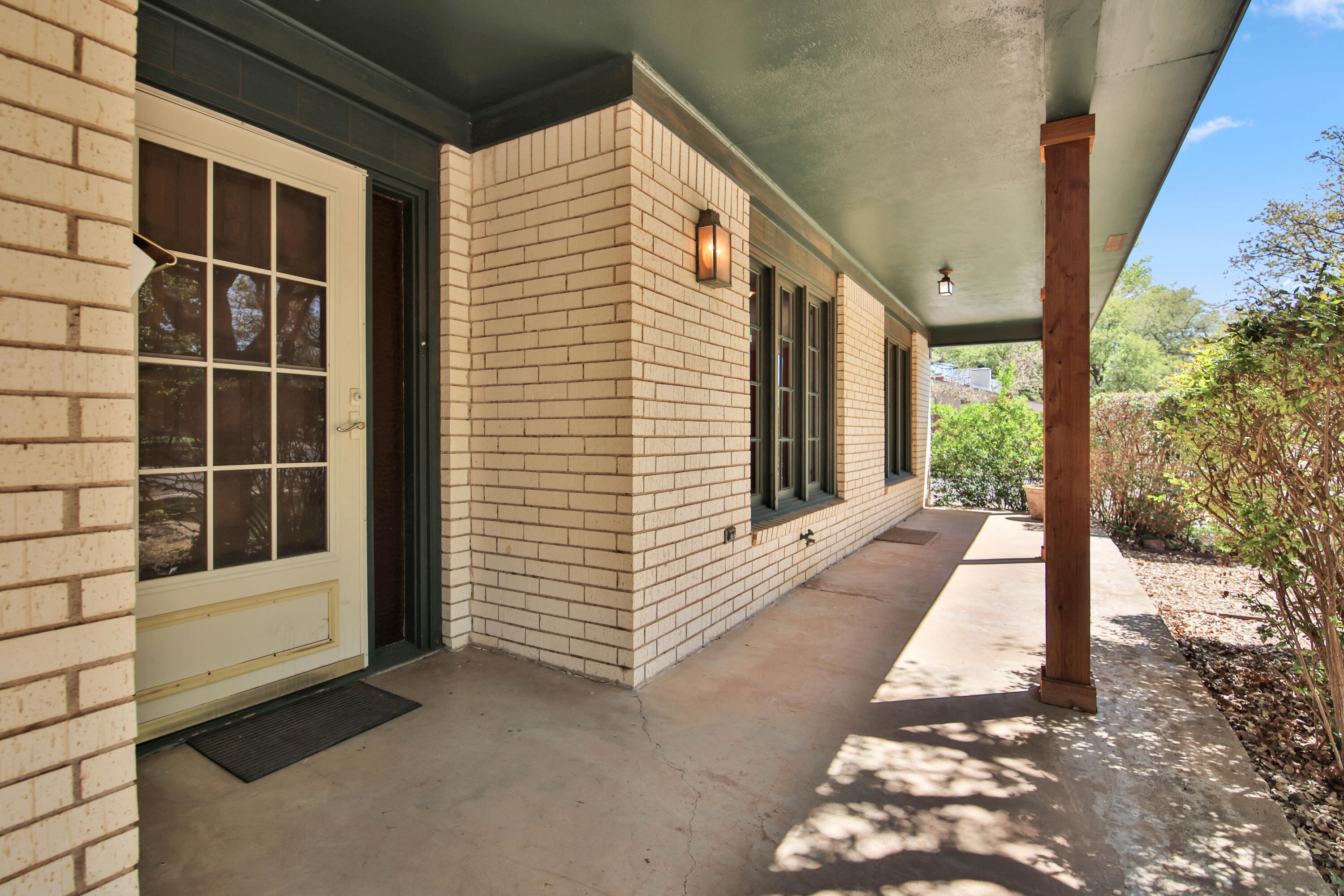 4502 8th Street Lubbock, TX 79416 - Photo 5 of 39 1L1A3749