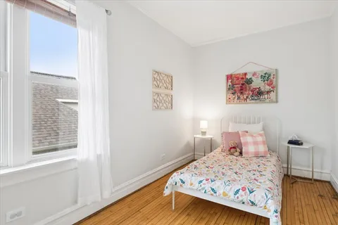 $895,000 | 811 Clarence Avenue, Oak Park, IL 60304