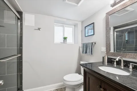 $895,000 | 811 Clarence Avenue, Oak Park, IL 60304