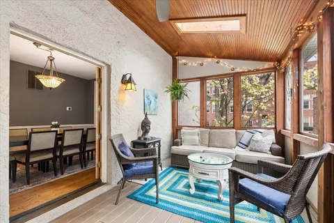 $895,000 | 811 Clarence Avenue, Oak Park, IL 60304