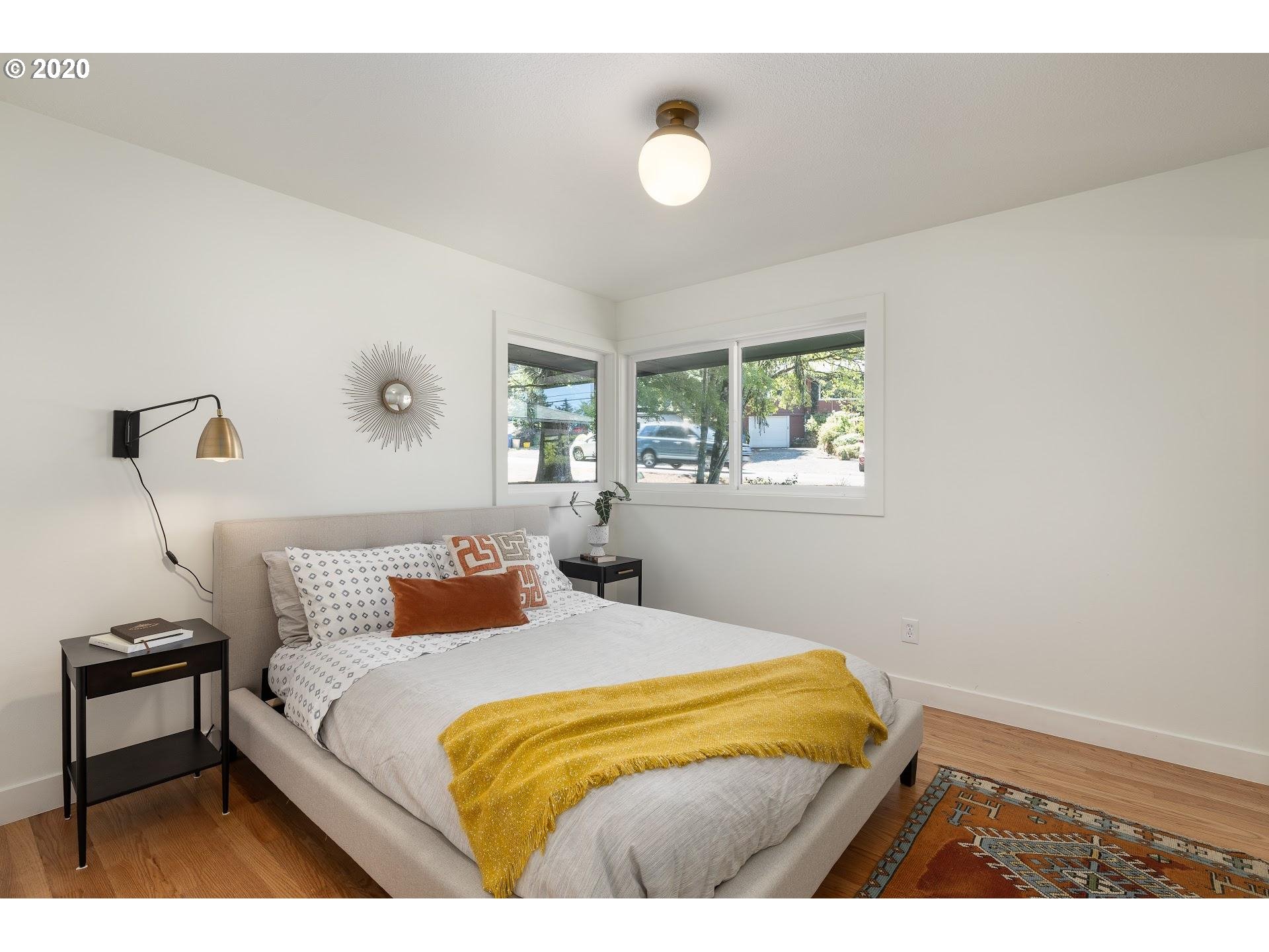 3945 Southwest Pendleton Street Portland, OR 97221 - Photo 16 of 32 Gallery Image 16