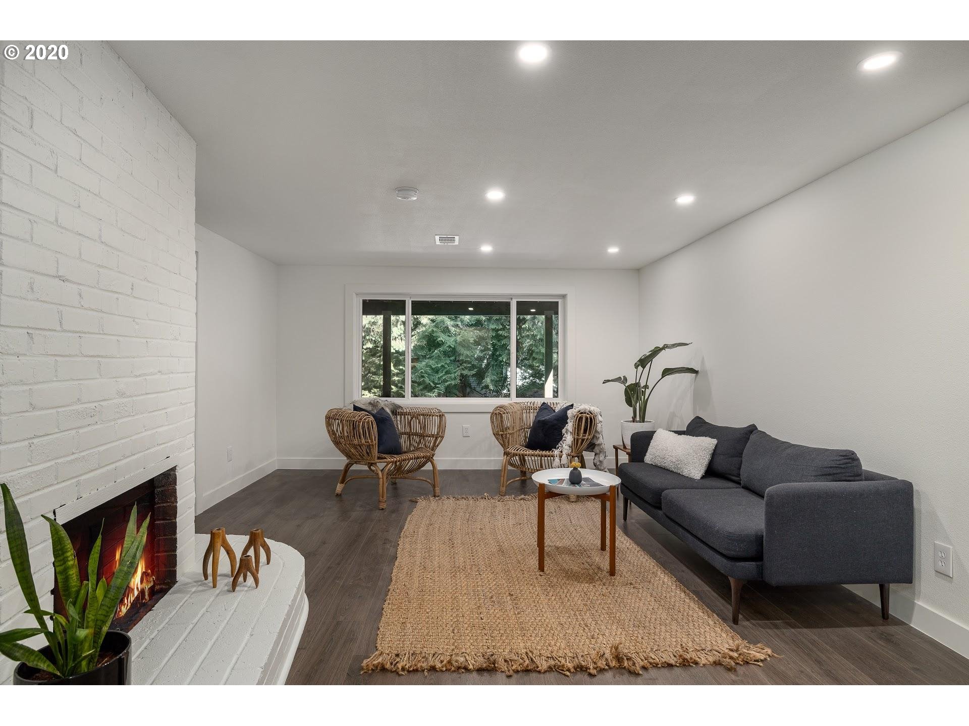 3945 Southwest Pendleton Street Portland, OR 97221 - Photo 24 of 32 Gallery Image 24