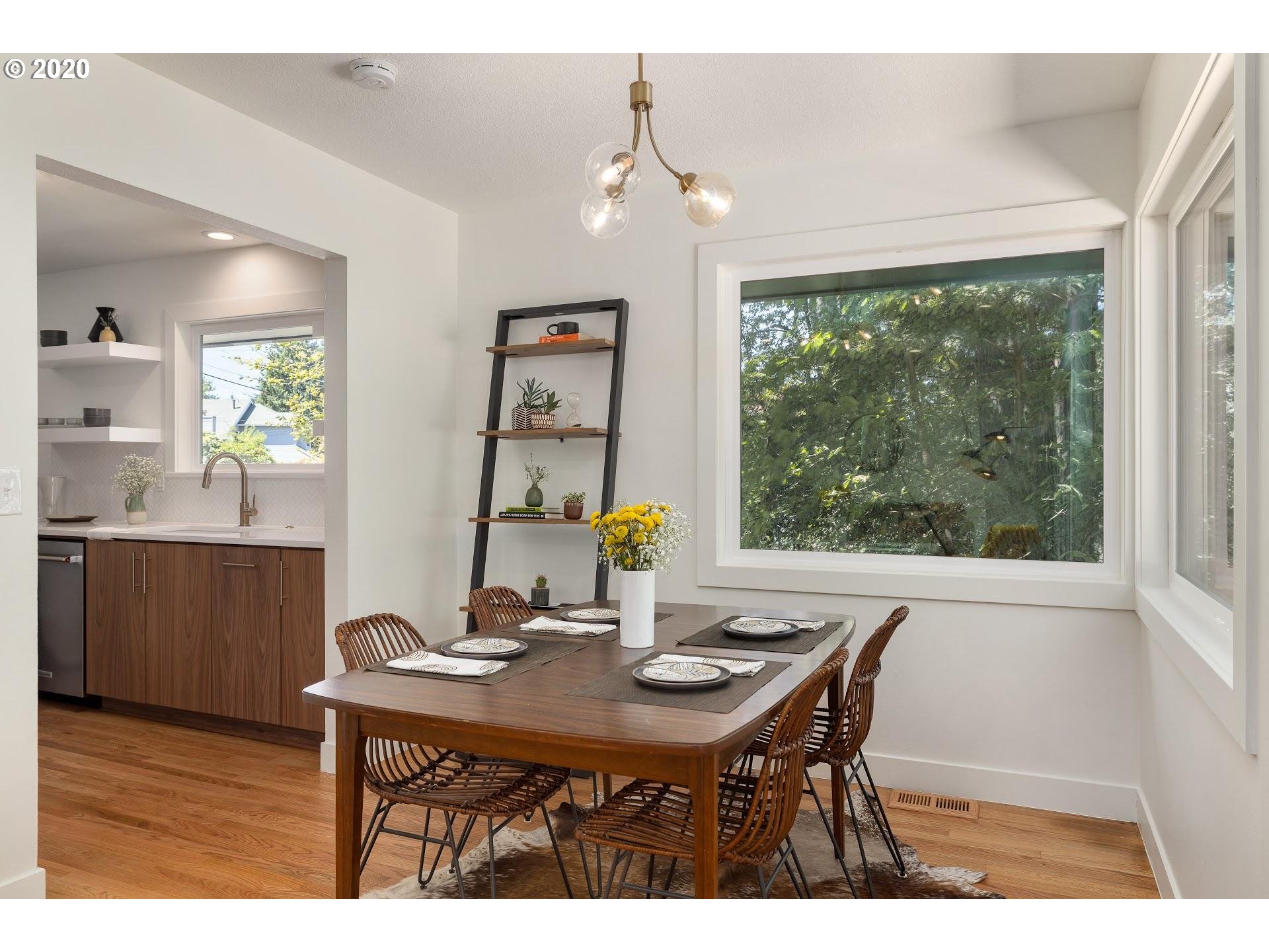 3945 Southwest Pendleton Street Portland, OR 97221 - Photo 10 of 32 Gallery Image 10