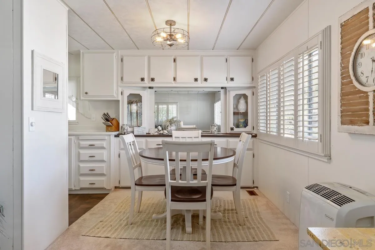 4747 Oak Crest Road, Unit 39 Fallbrook, CA 92028 - Photo 16 of 38 a view of kitchen with breakfast area