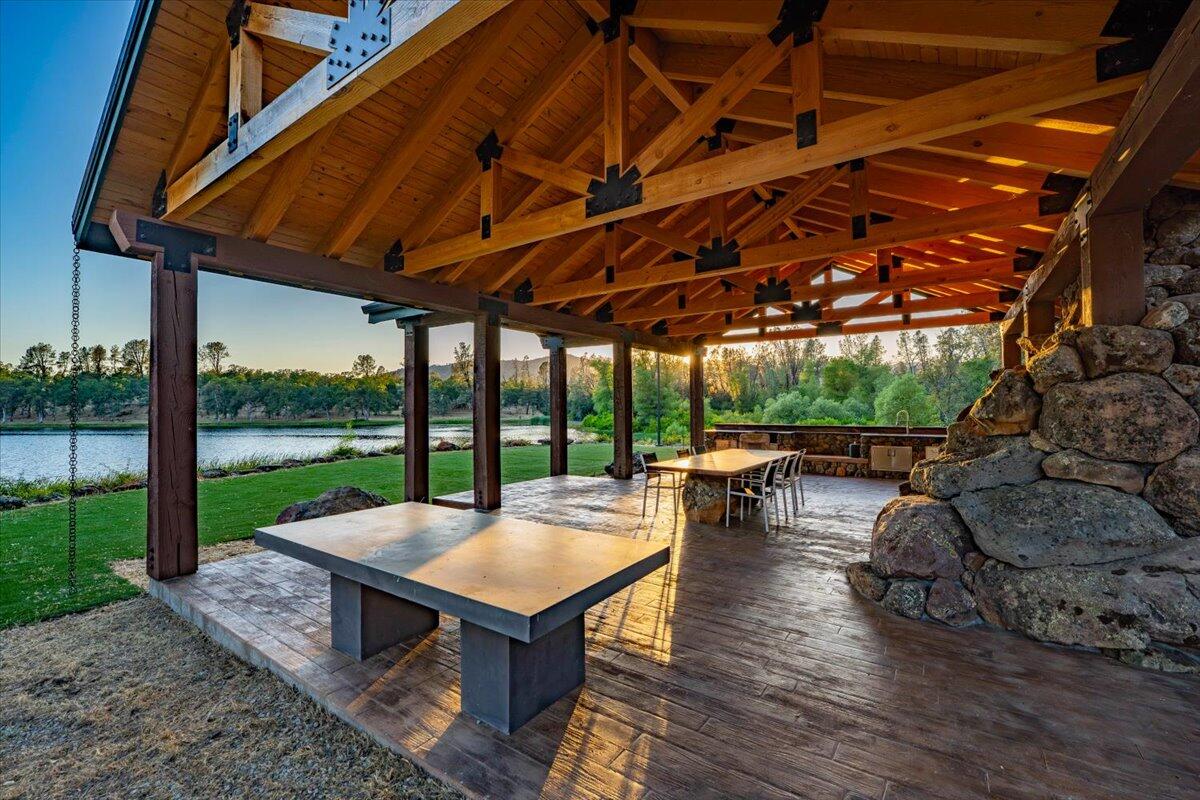8499 Simmons Road Redding, CA 96001 - Photo 8 of 33 26-8499 Simmons Rd - 070926E-20