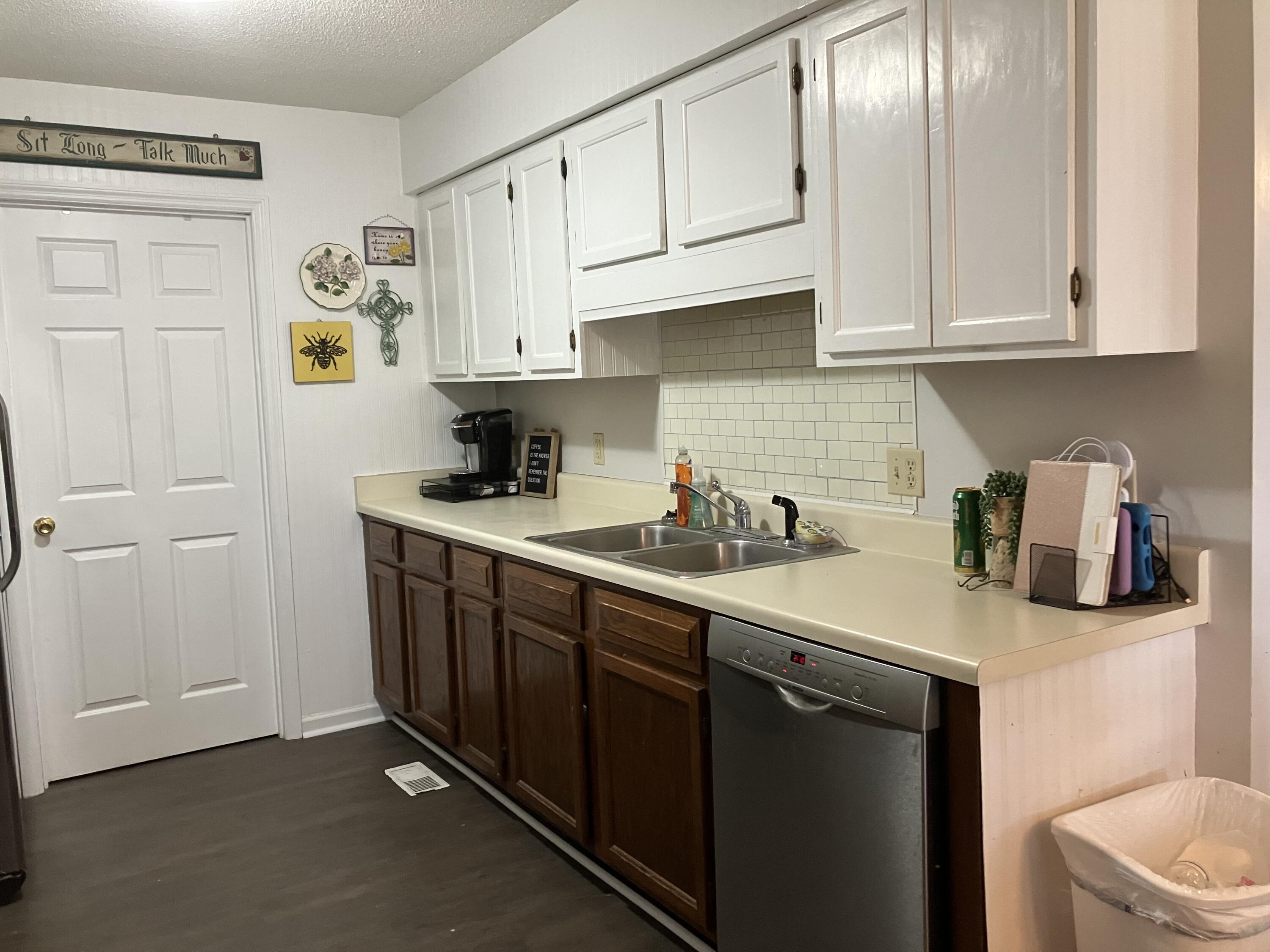 1608 West Rebel Road Rossville, GA 30741 - Photo 4 of 13 IMG-0998