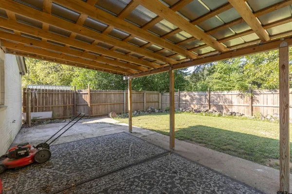 $200,000 | 1722 North Hill Avenue, Tyler, TX 75702