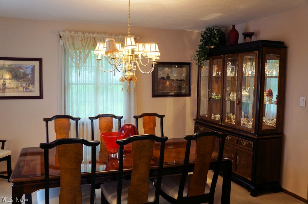 2528 Carson Road Fairlawn, OH 44333 - Photo 13 of 17