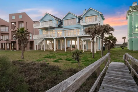 $2,300,000 | 19023 Kahala Drive, Galveston, TX 77554