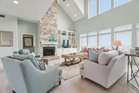 $2,300,000 | 19023 Kahala Drive, Galveston, TX 77554