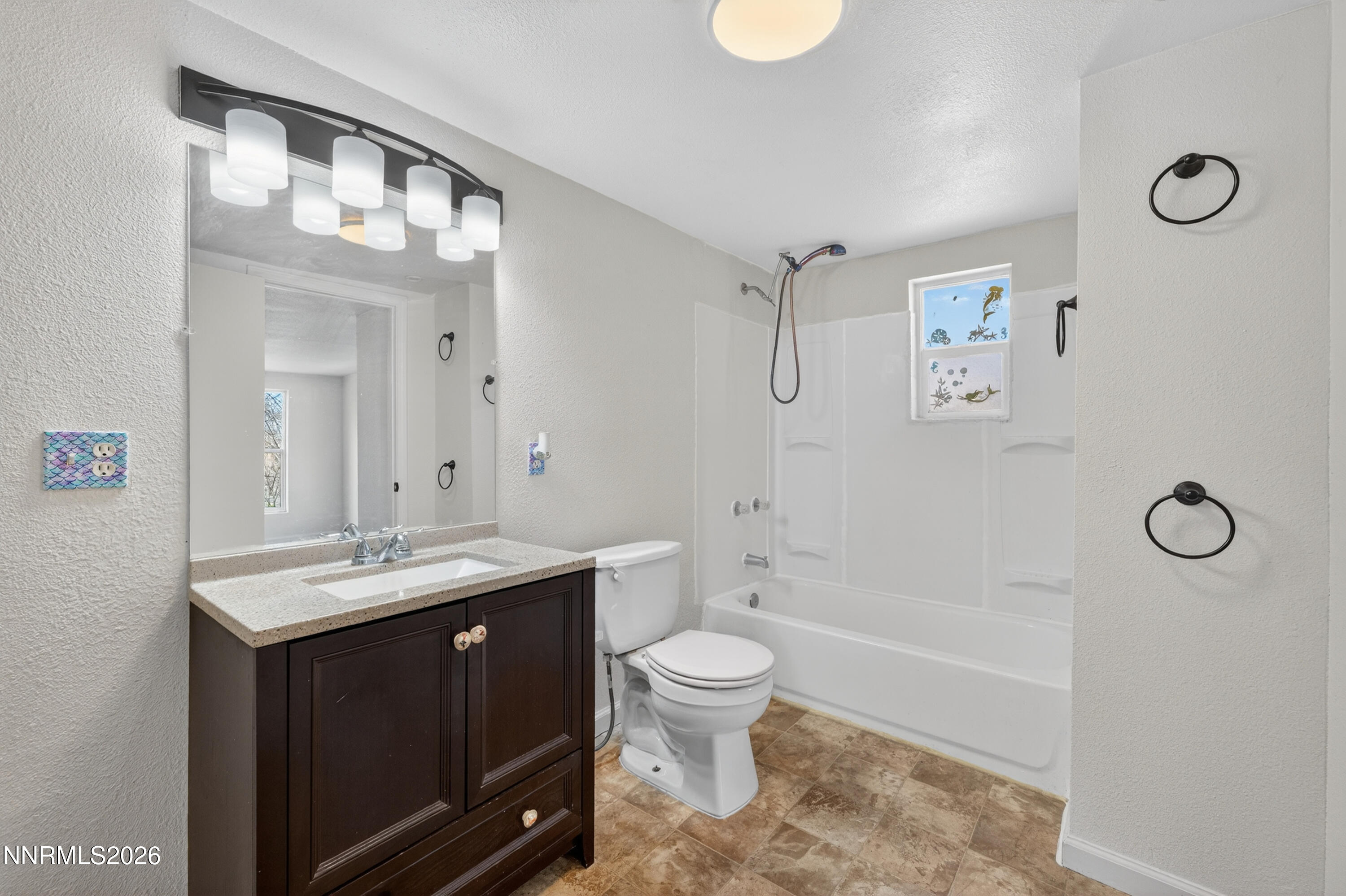 155 Walner Street Reno, NV 89506 - Photo 13 of 20 Bathroom