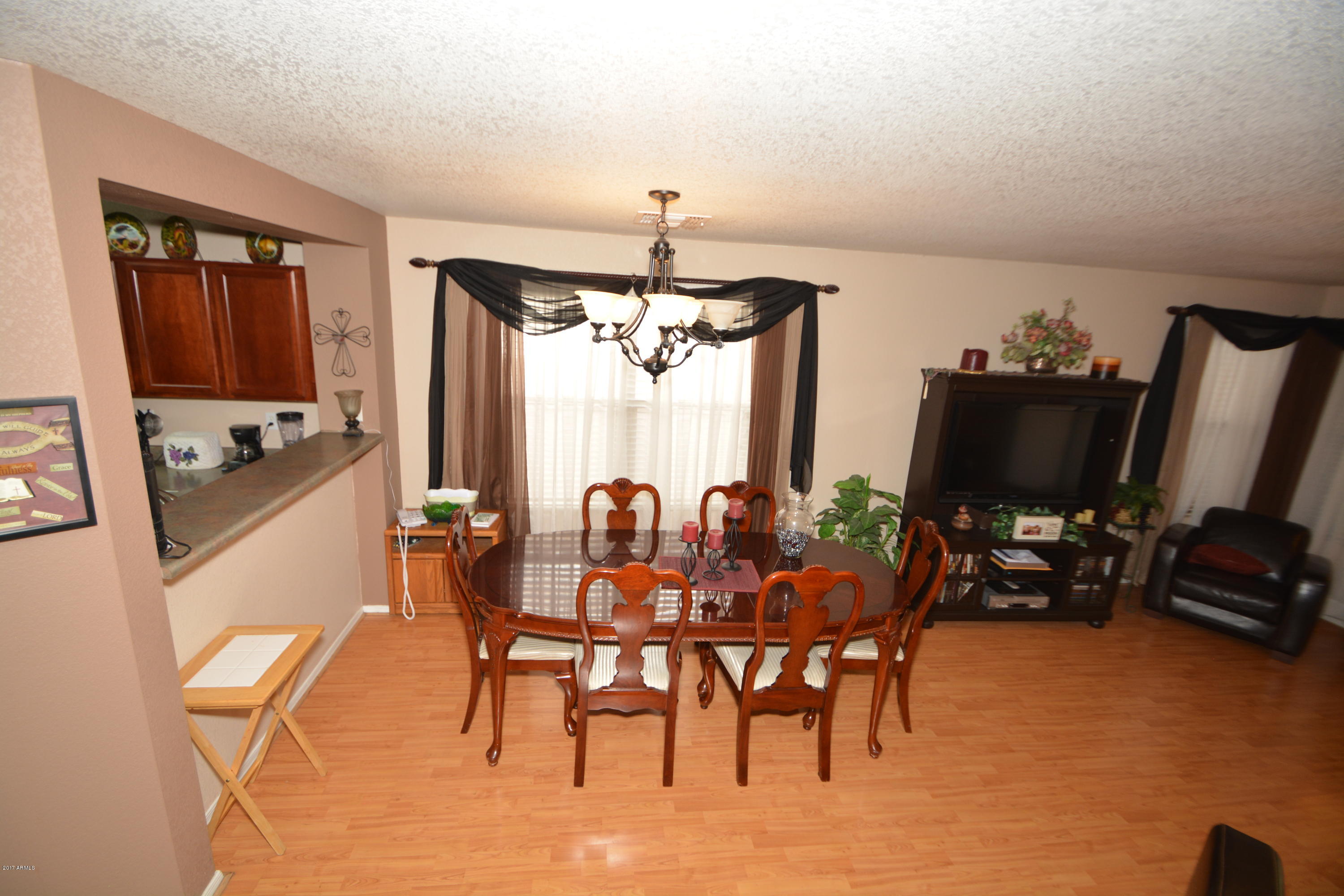 869 East Appaloosa Road Gilbert, AZ 85296 - Photo 25 of 33 Dining Area