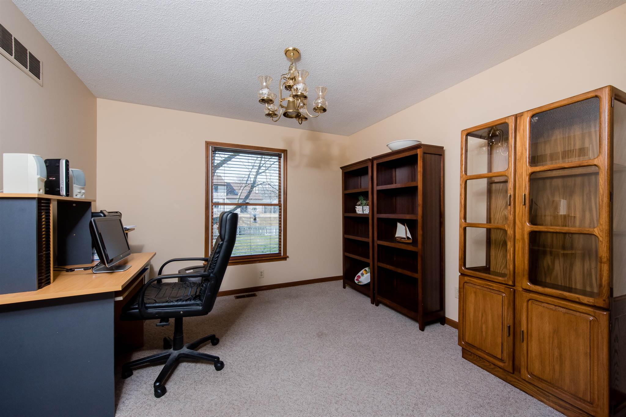 8511 Stand Ridge Run Fort Wayne, IN 46825 - Photo 8 of 36 Gallery Image 8