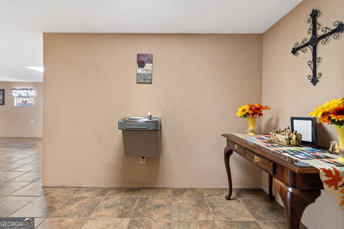 1328 Buckeye Road Dublin, GA 31027 - Photo 16 of 37