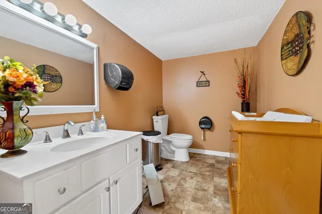 $199,900 | 1328 Buckeye Road, Dublin, GA 31027