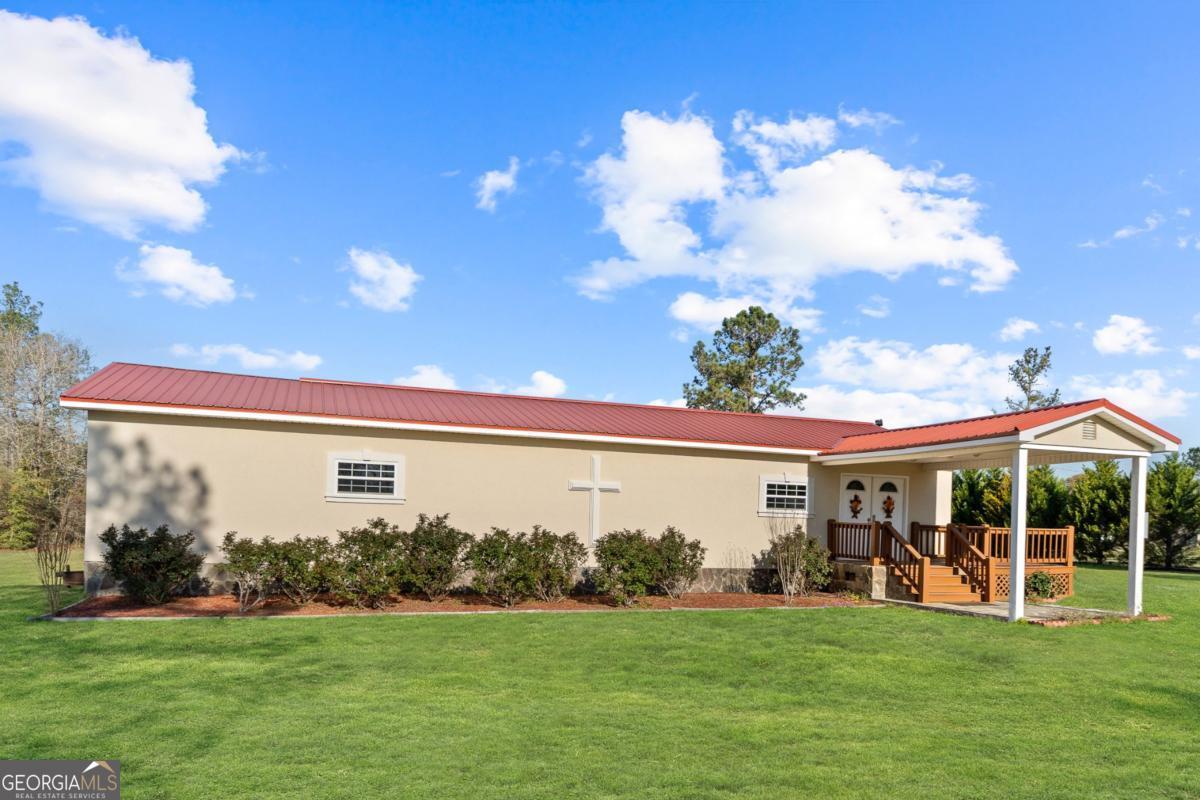 1328 Buckeye Road Dublin, GA 31027 - Photo 3 of 37