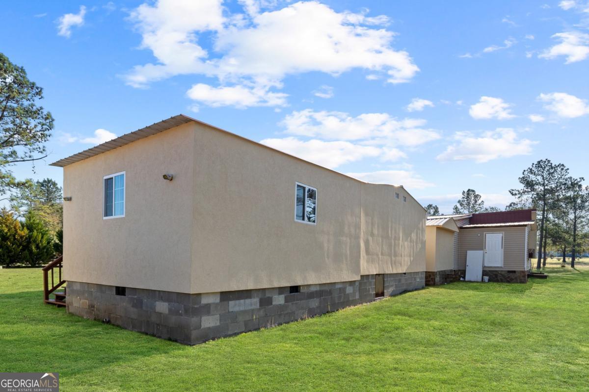 1328 Buckeye Road Dublin, GA 31027 - Photo 8 of 37