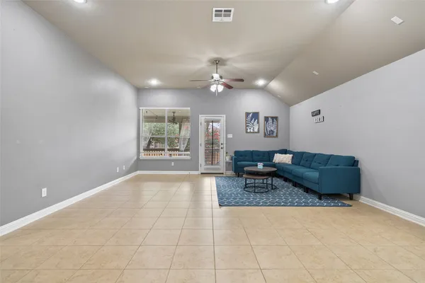 $3,000 | 424 Atlanta Park Drive, Georgetown, TX 78628