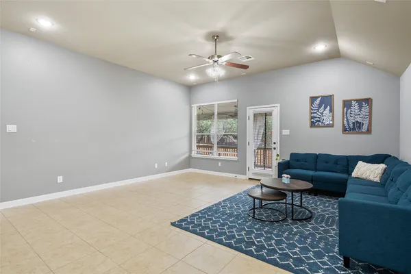 $3,000 | 424 Atlanta Park Drive, Georgetown, TX 78628