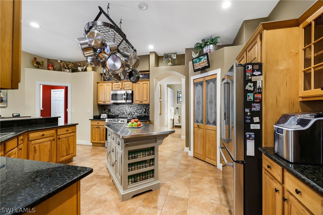 15561 Old Olga Road Alva, FL 33920 - Photo 9 of 50 Gallery Image 9