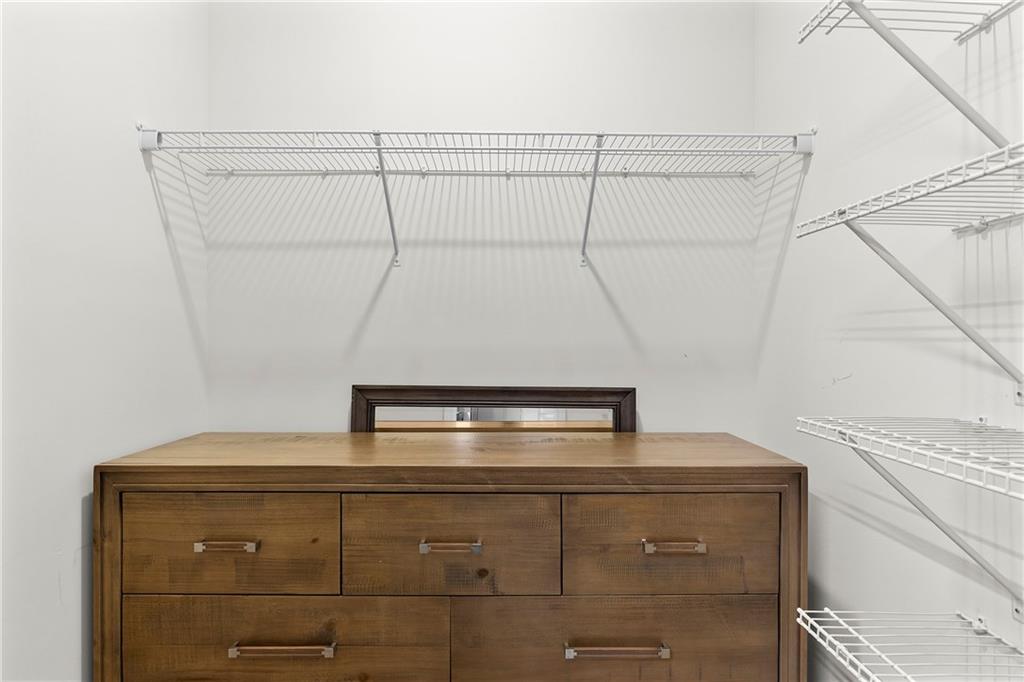 624 Robert Street Northwest Atlanta, GA 30318 - Photo 15 of 28