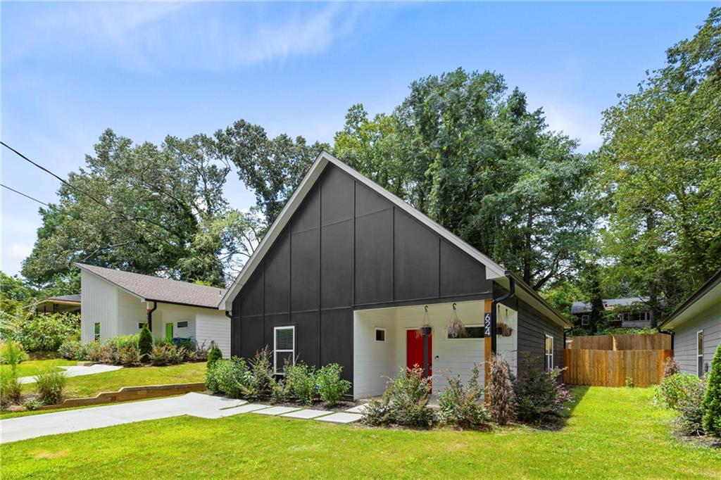 624 Robert Street Northwest Atlanta, GA 30318 - Photo 24 of 28