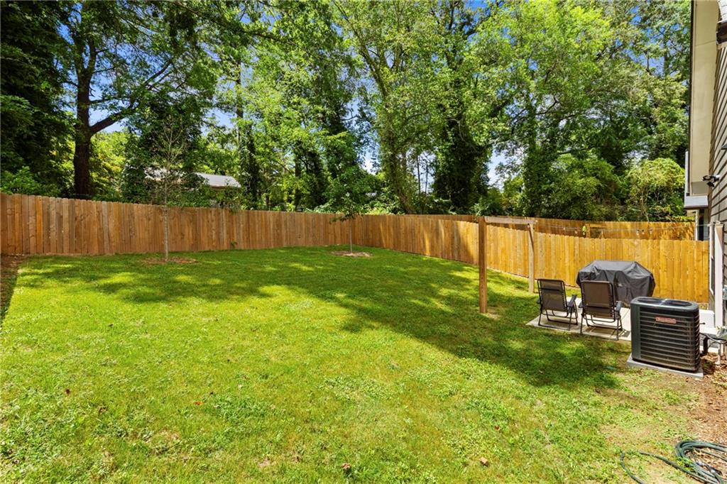 624 Robert Street Northwest Atlanta, GA 30318 - Photo 28 of 28