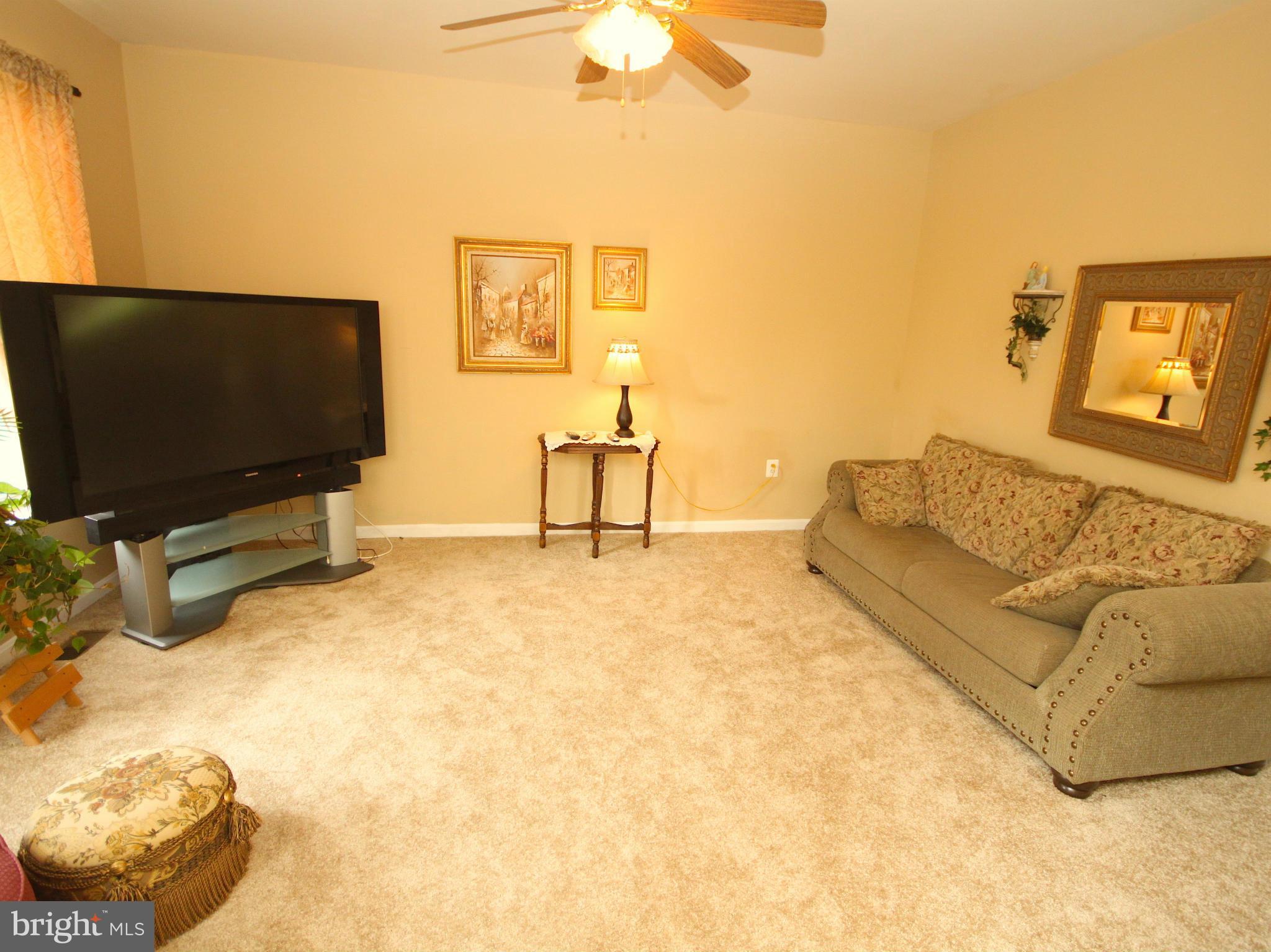 1715 Kings Landing Road Huntingtown, MD 20639 - Photo 19 of 30 Living Room