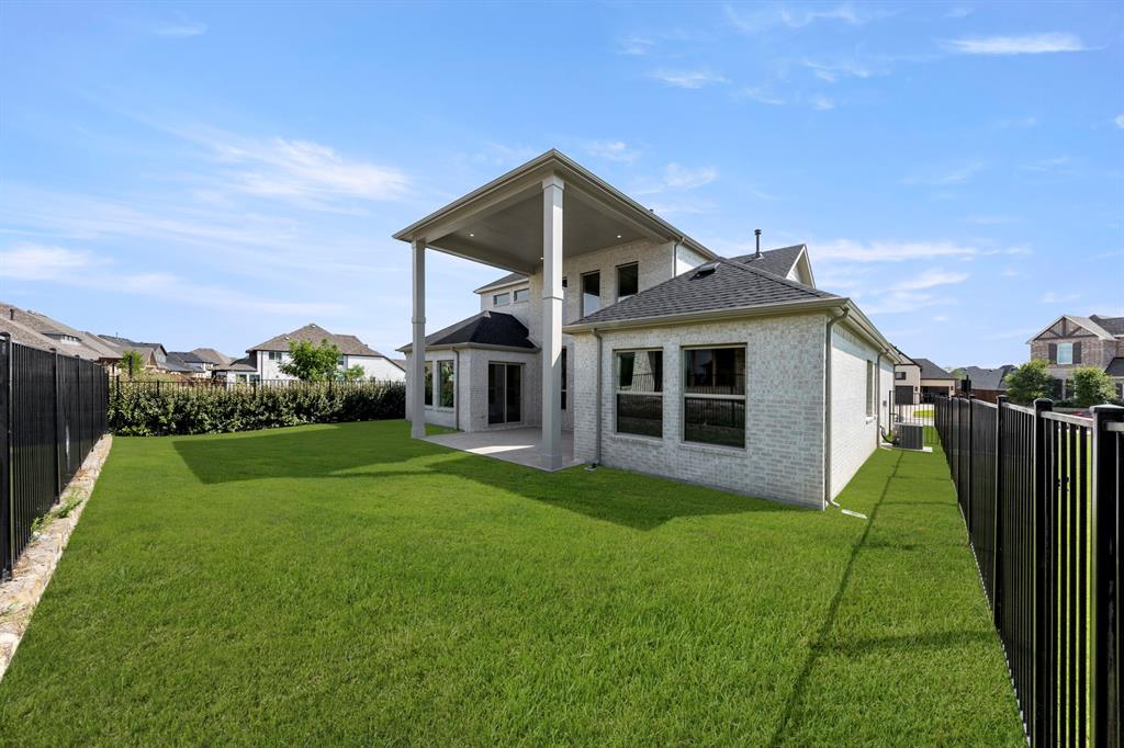 1902 Pebble Lane Rockwall, TX 75087 - Photo 27 of 34 28. 1902 Pebble - Back