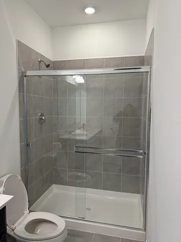 $2,700 | 287 Kingsport Drive, South Elgin, IL 60177