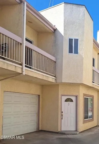 $3,500 | 7337 Balboa Boulevard, Unit 5, Van Nuys, CA 91406