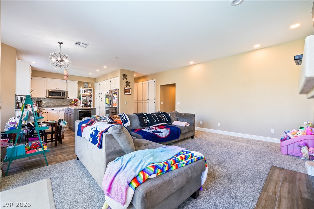 2504 Putting Green Drive Henderson, NV 89074 - Photo 13 of 55