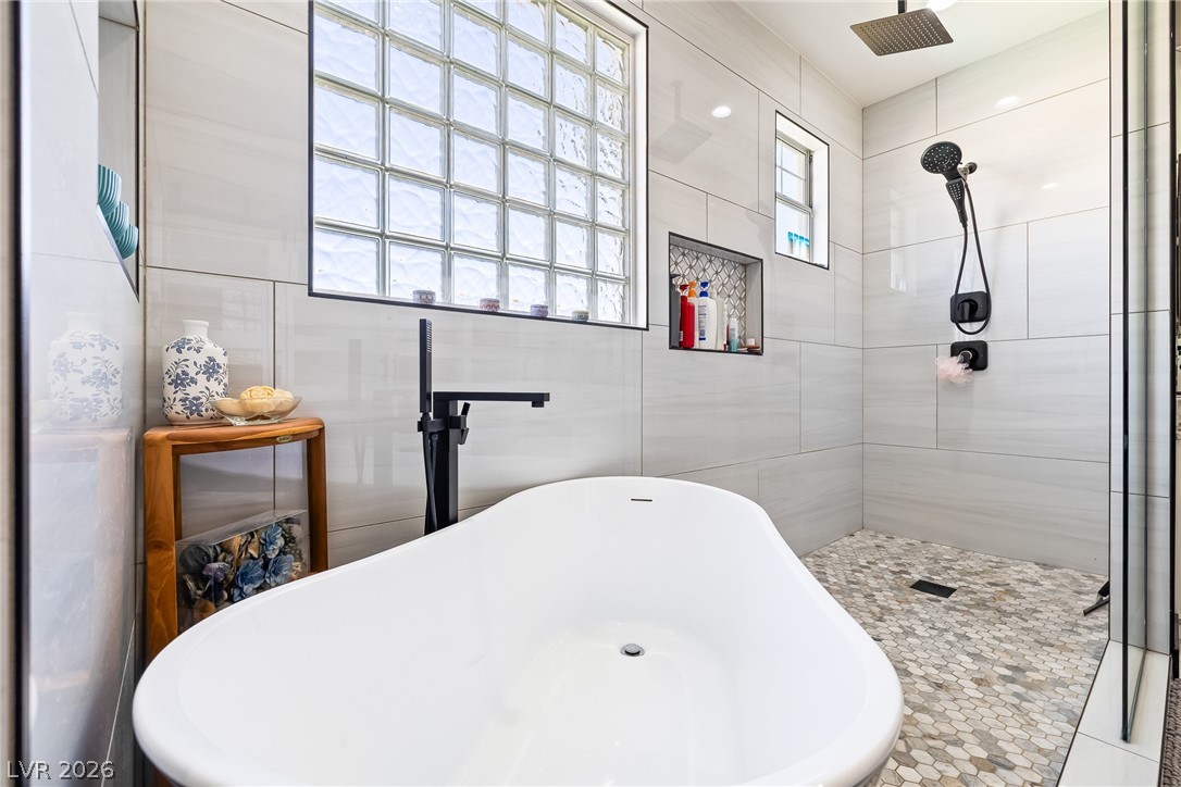 2504 Putting Green Drive Henderson, NV 89074 - Photo 28 of 55