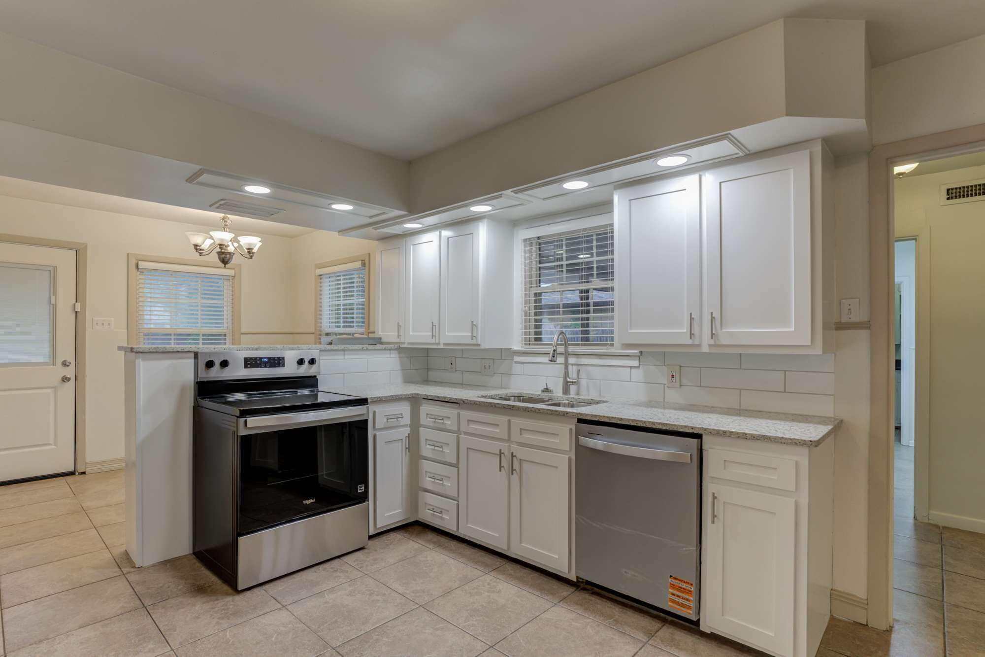 3115 32nd Street Lubbock, TX 79410 - Photo 12 of 39 DSC04454_5_6_7_8