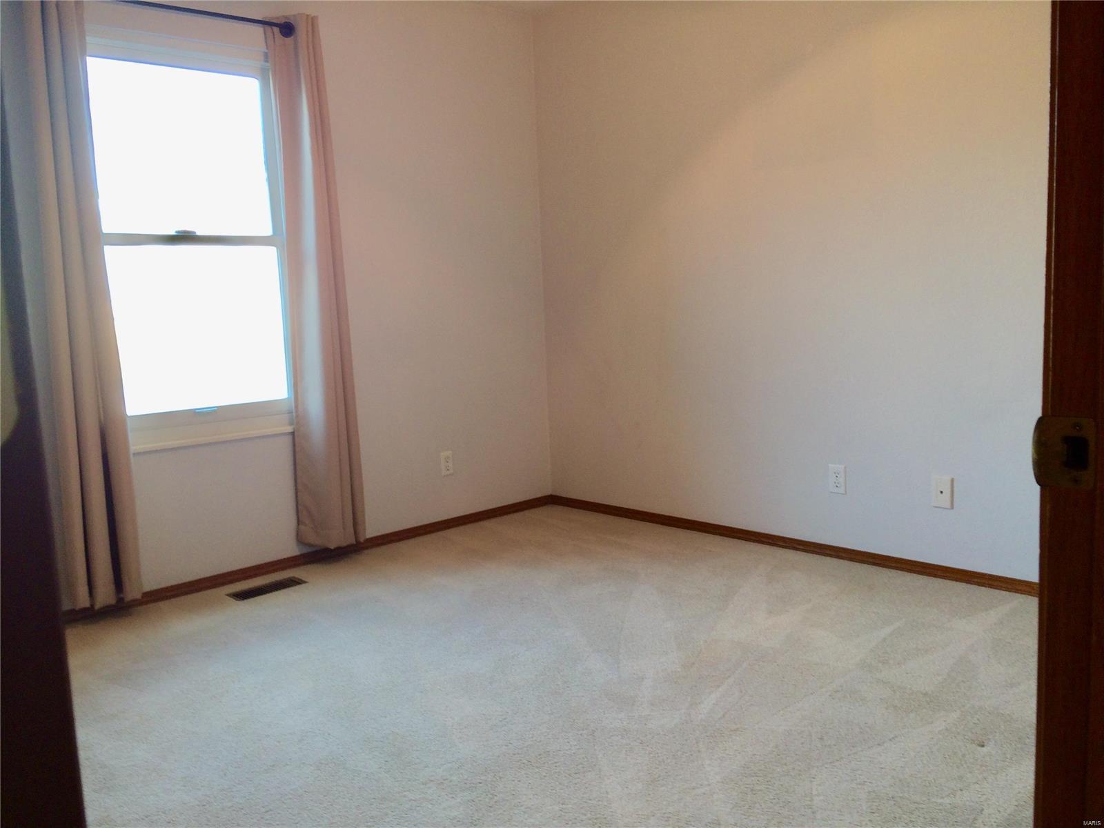 1209 Loblolly Court O'Fallon, IL 62269 - Photo 15 of 25