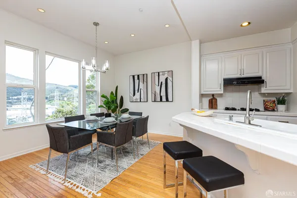$938,888 | 141 Kestrel Court, Brisbane, CA 94005