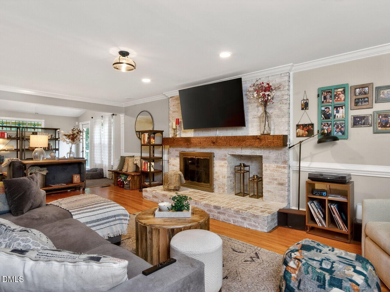 6004 Tarnhour Court Raleigh, NC 27612 - Photo 4 of 44 Family Room