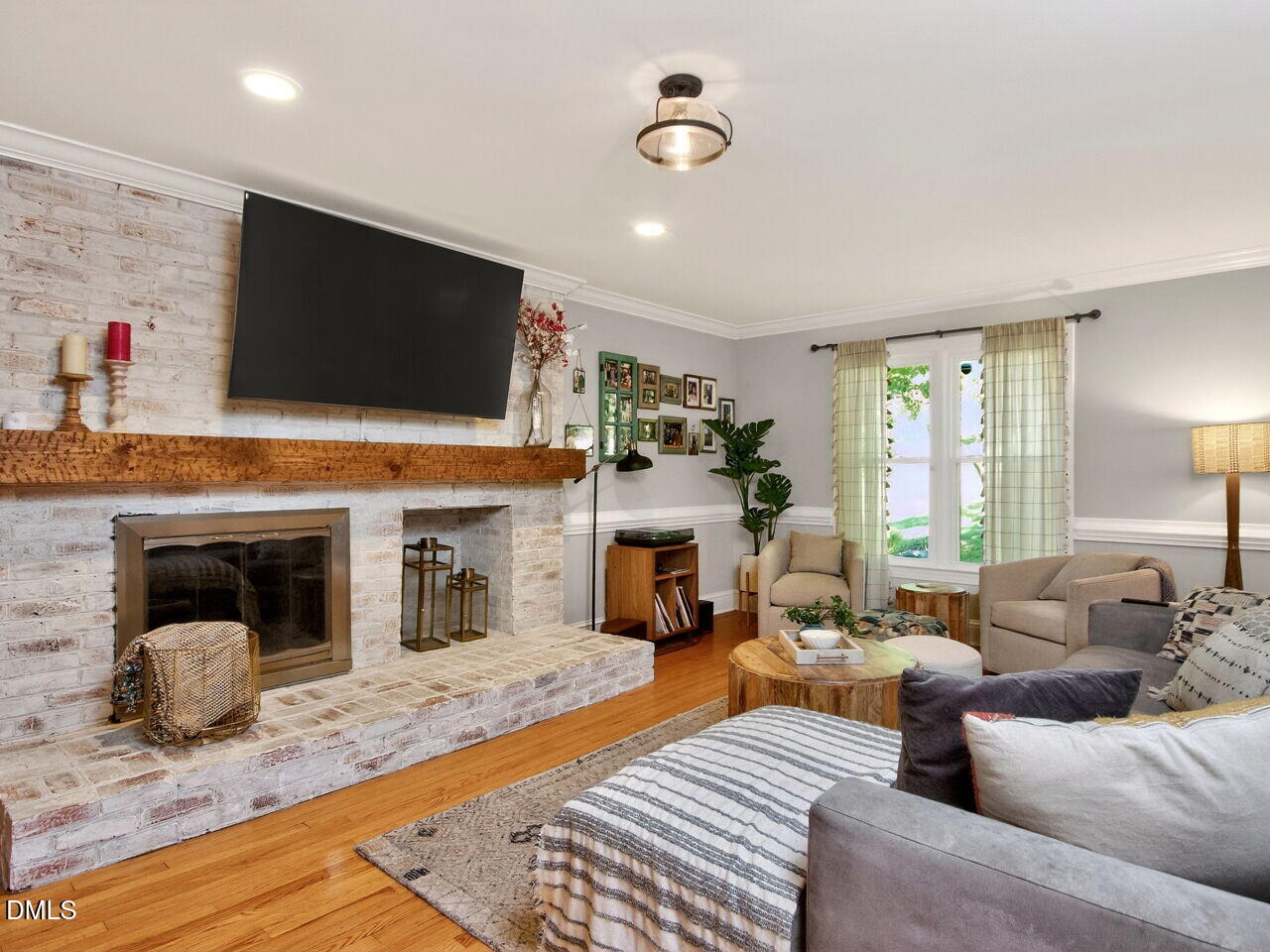 6004 Tarnhour Court Raleigh, NC 27612 - Photo 5 of 44 Family Room